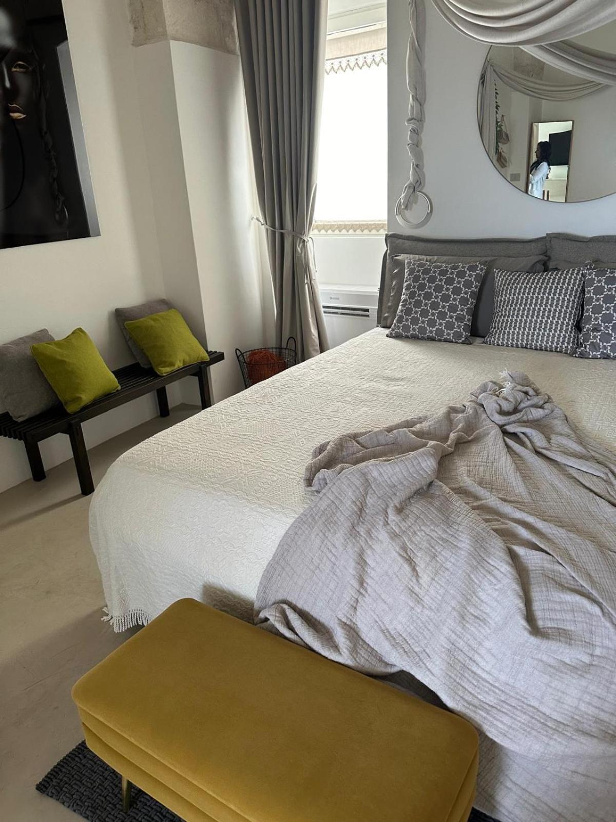Suite Sami Charming Home Остуни Екстериор снимка